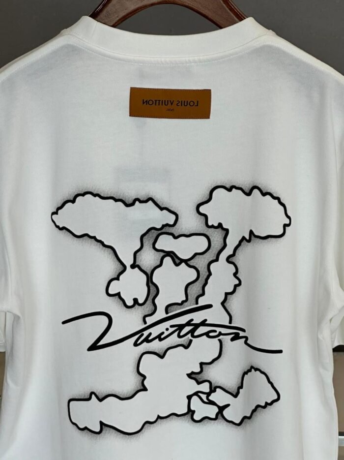 ⁦LOUIS VUITTON T-SHIRT⁩ - الصورة ⁦4⁩