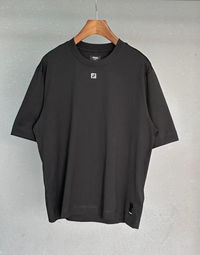 ⁦Fendi T-Shirt⁩ - الصورة ⁦1⁩