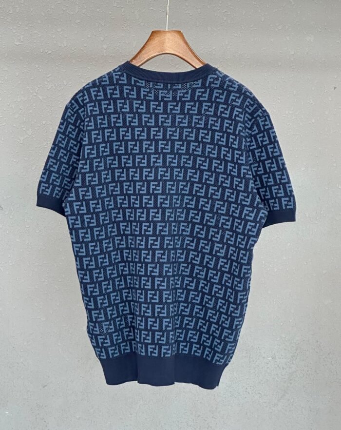 ⁦Fendi T-Shirt⁩ - الصورة ⁦2⁩