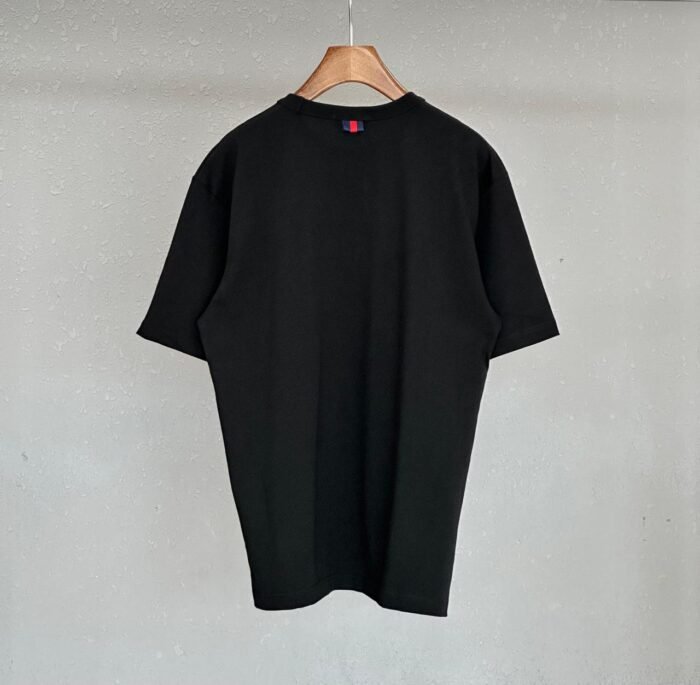 ⁦GUCCI TSHIRT⁩ - الصورة ⁦3⁩