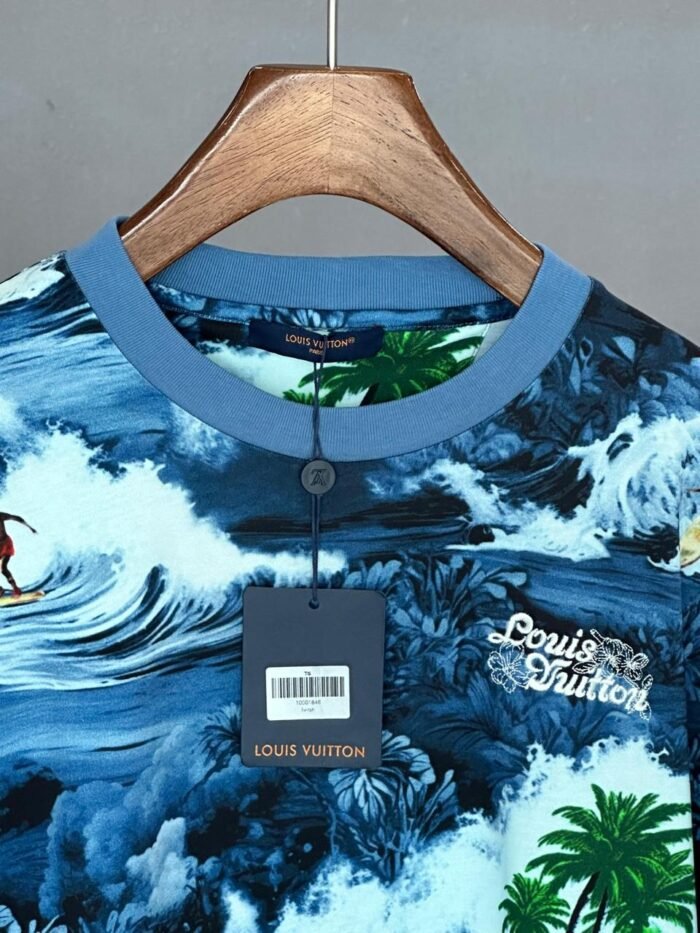 LOUIS VUITTON TSHIRT - Image 2